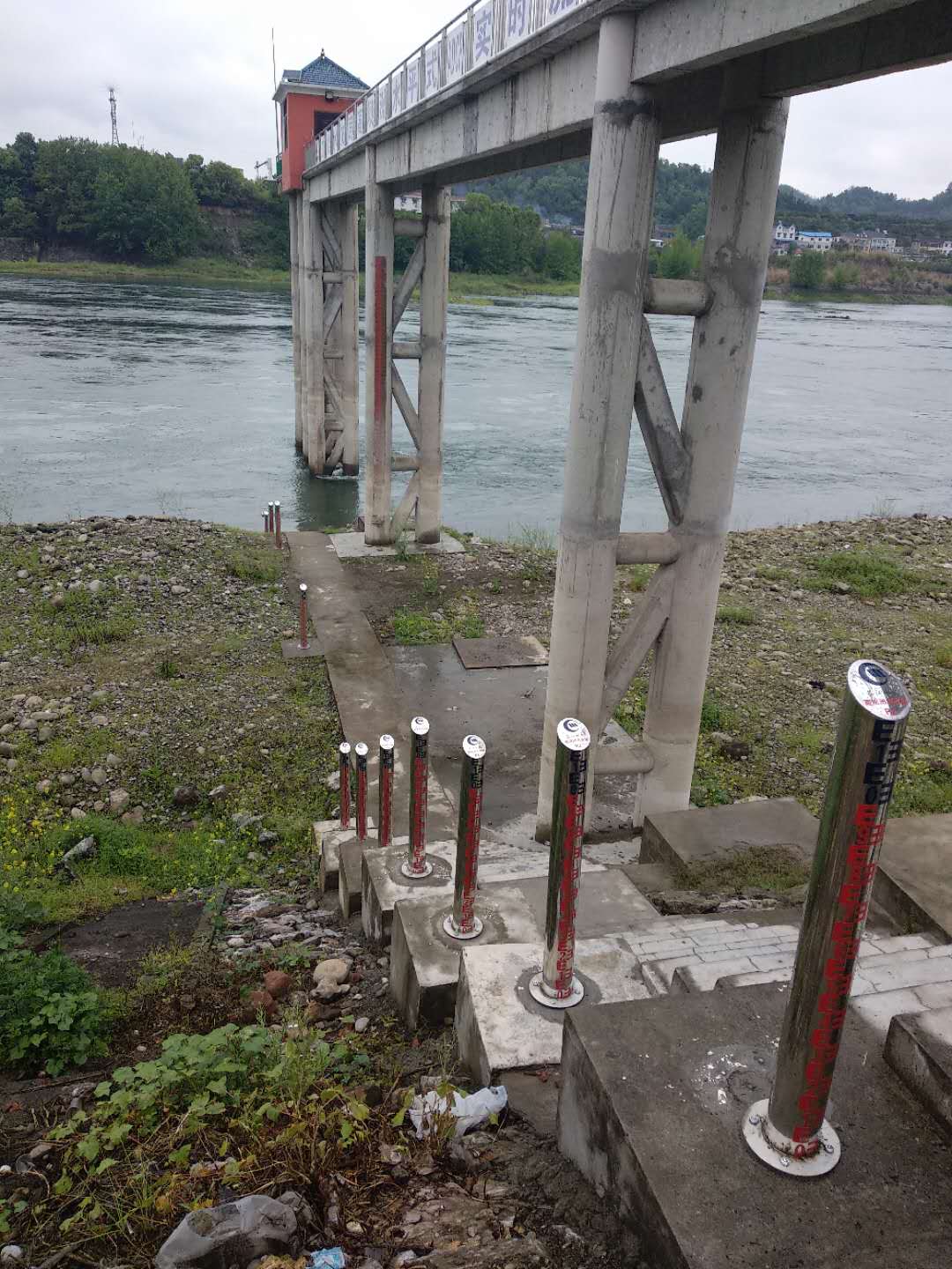 定制各種水尺，不銹鋼圓柱水尺